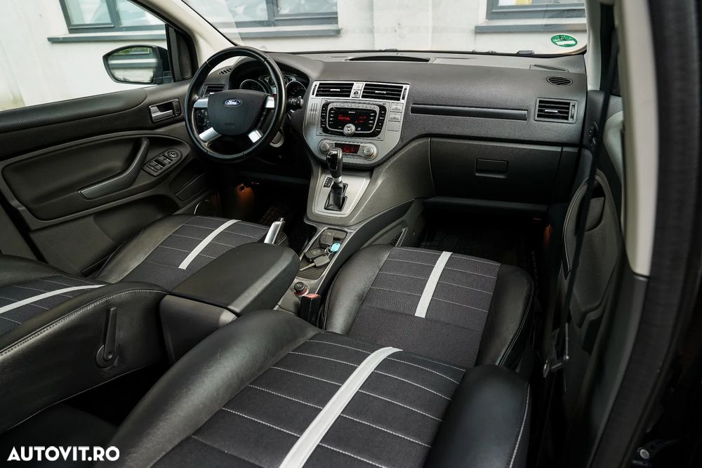 Ford Kuga 2.0 TDCi 4WD Powershift Titanium - 6