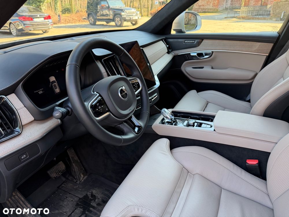 Volvo XC 90 T5 AWD R-Design - 11