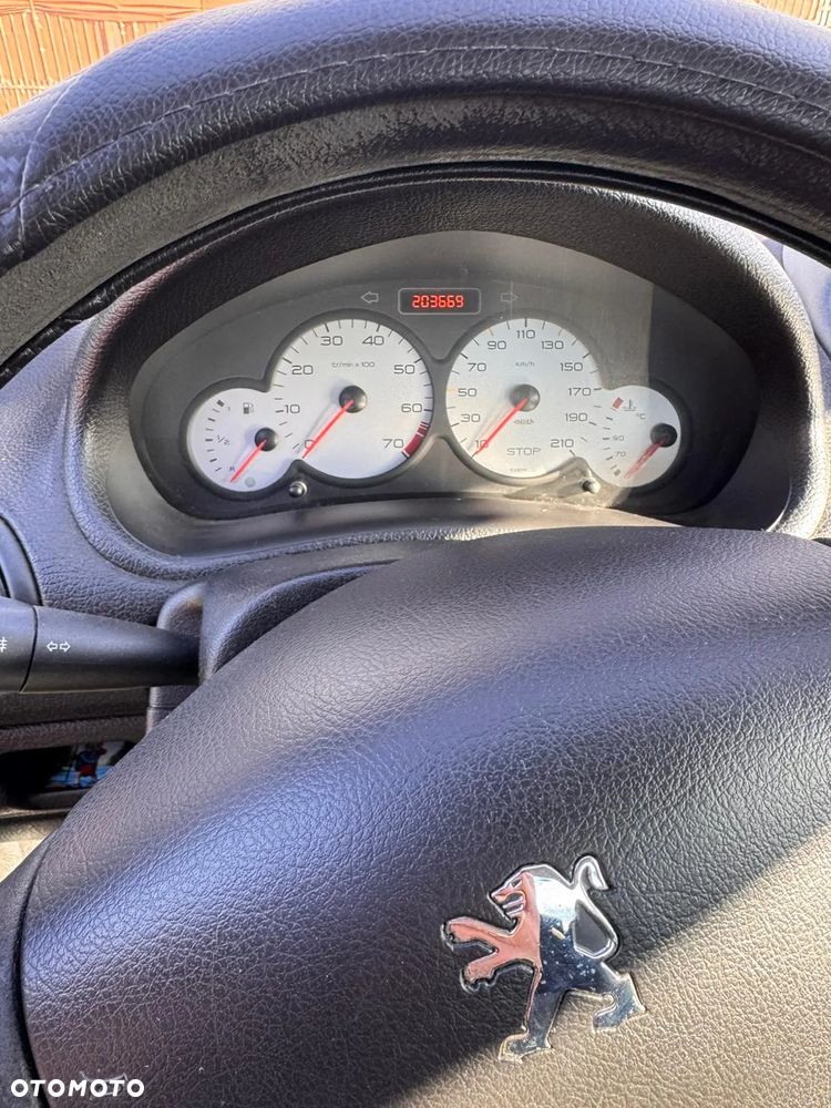 Peugeot 206 1.1 Mistral - 11