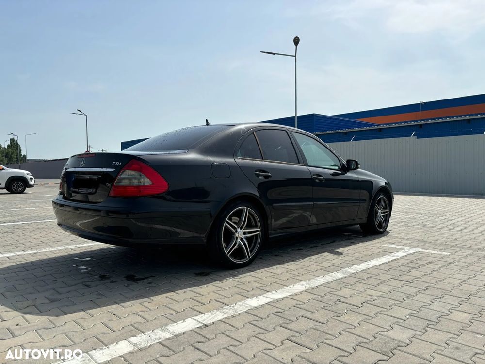 Mercedes-Benz E - 7