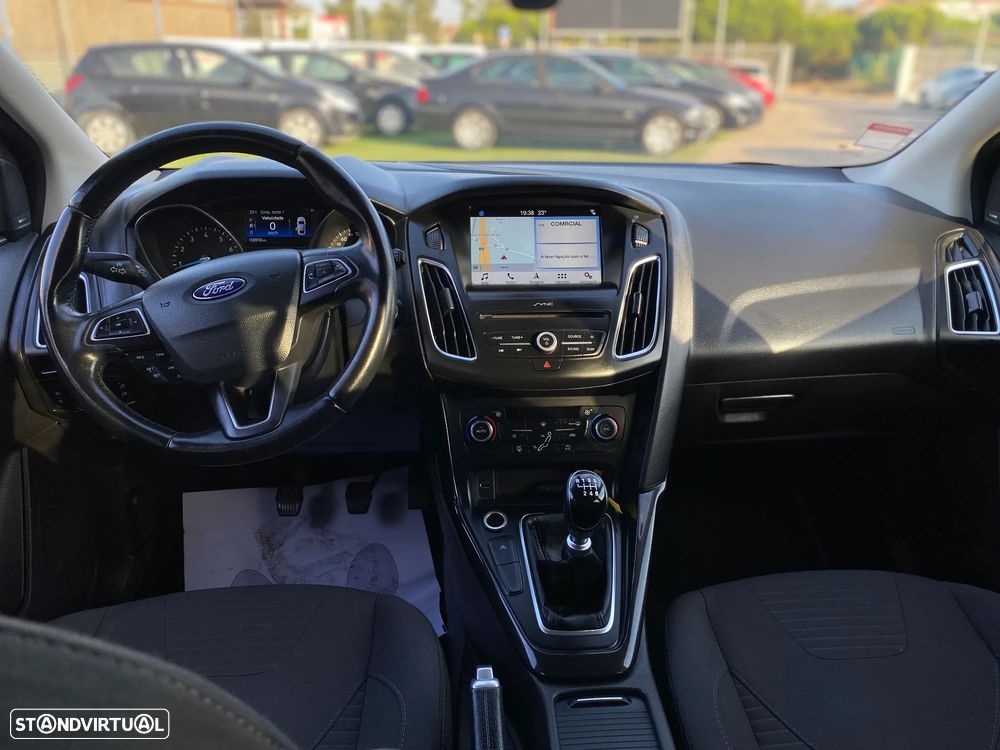 Ford Focus SW 1.0 EcoBoost Active - 17