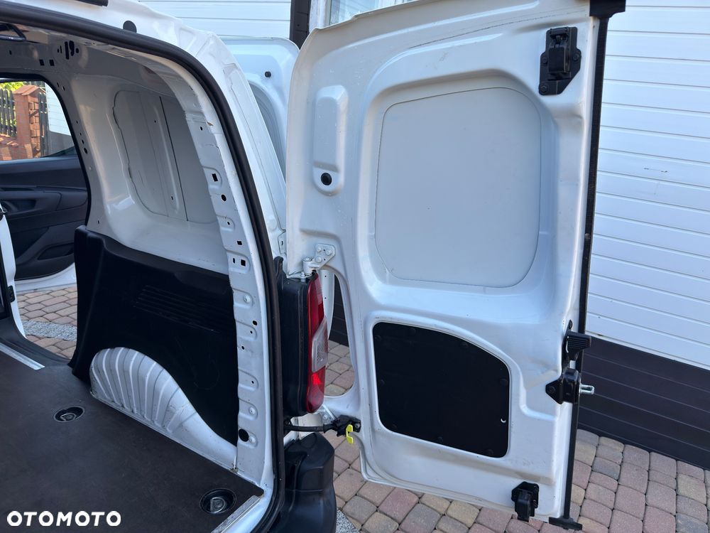 Toyota Proace City D-4D Long 2,3t Active (bryg.) - 23