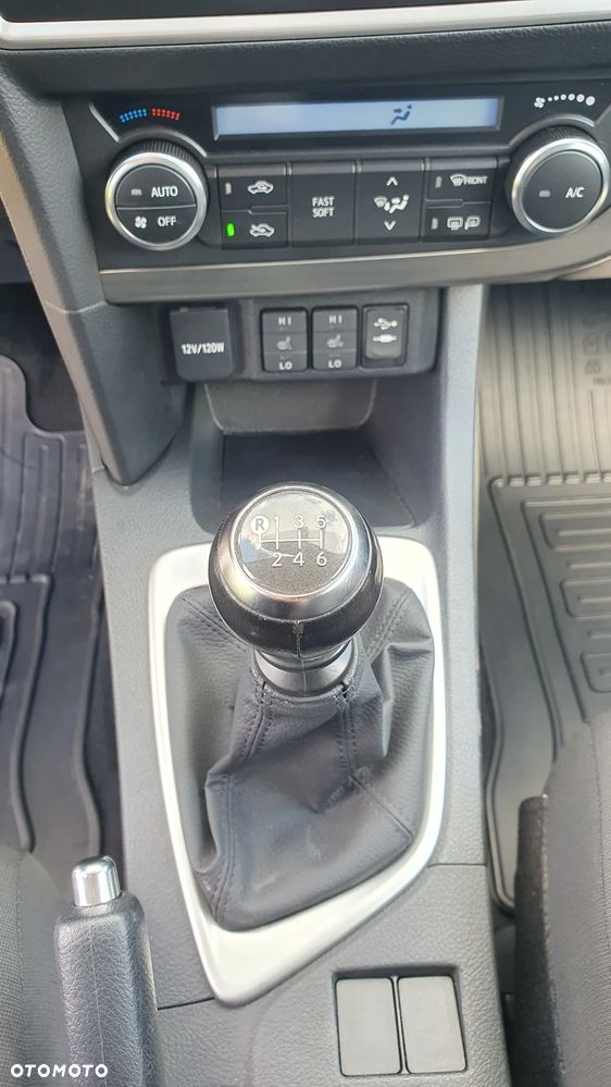 Toyota Auris 1.6 Premium Start - 19
