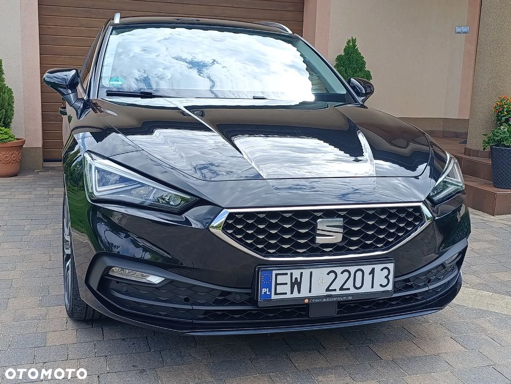 Seat Leon Sportstourer 2.0 TDI Xcellence S&S DSG - 4