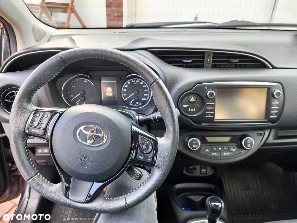 Toyota Yaris - 8