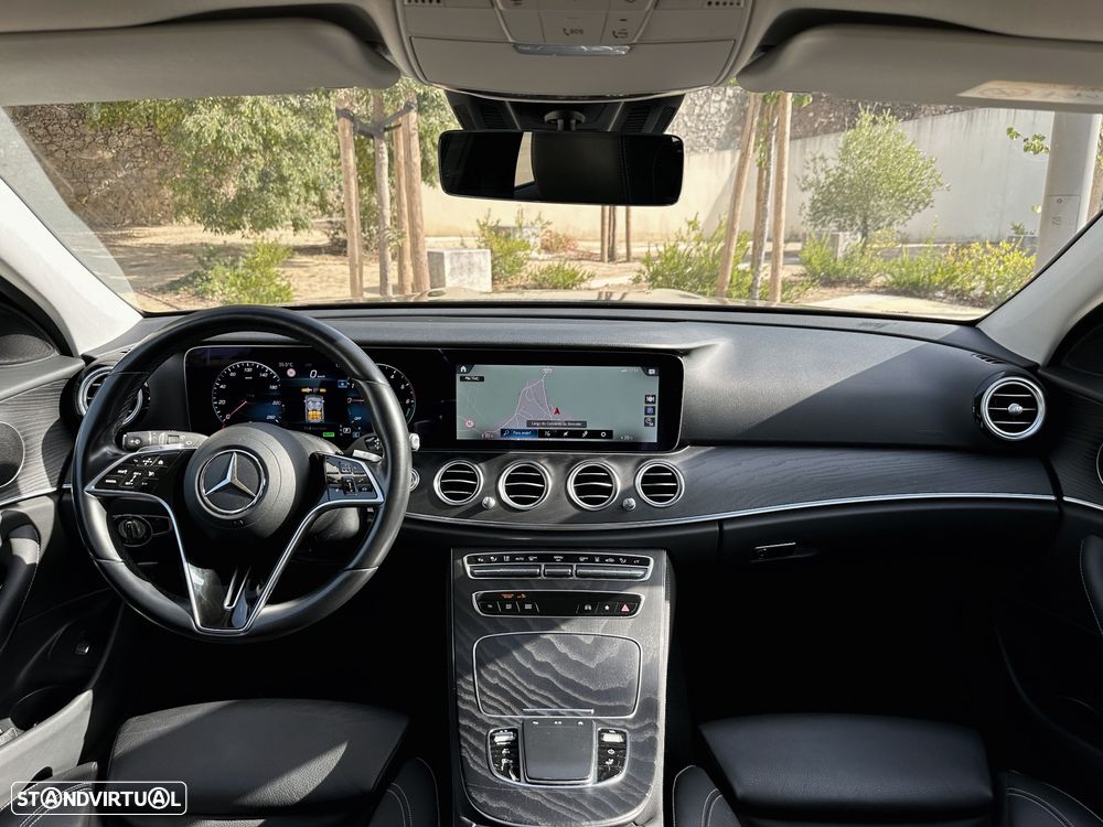 Mercedes-Benz E 300 de 4Matic T 9G-TRONIC - 22