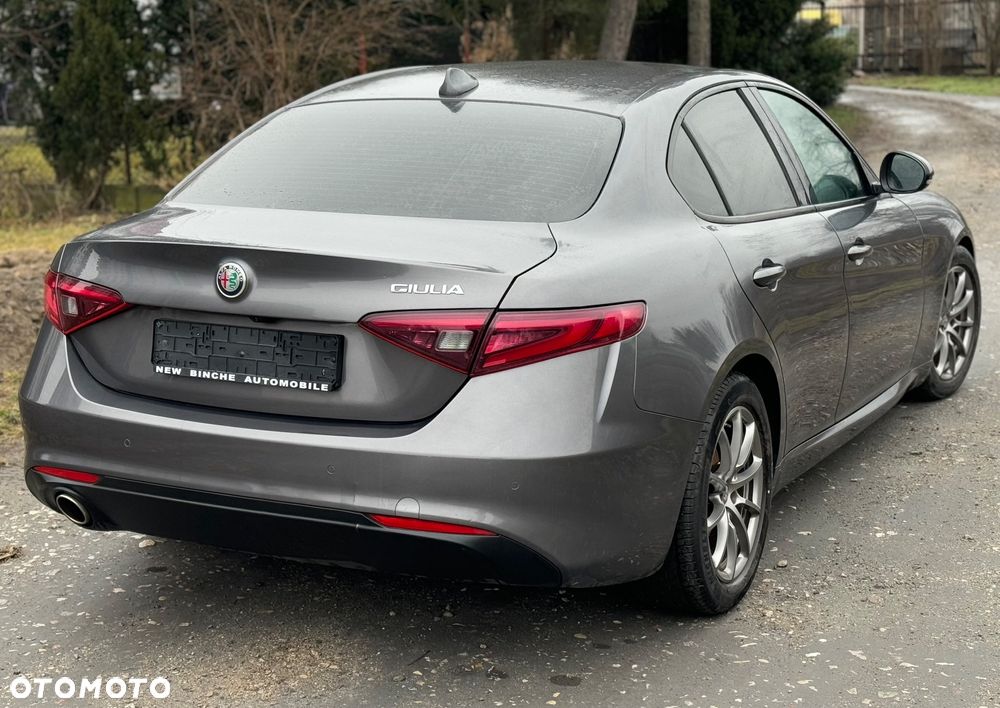 Alfa Romeo Giulia 2.2 D Turbo Super - 14