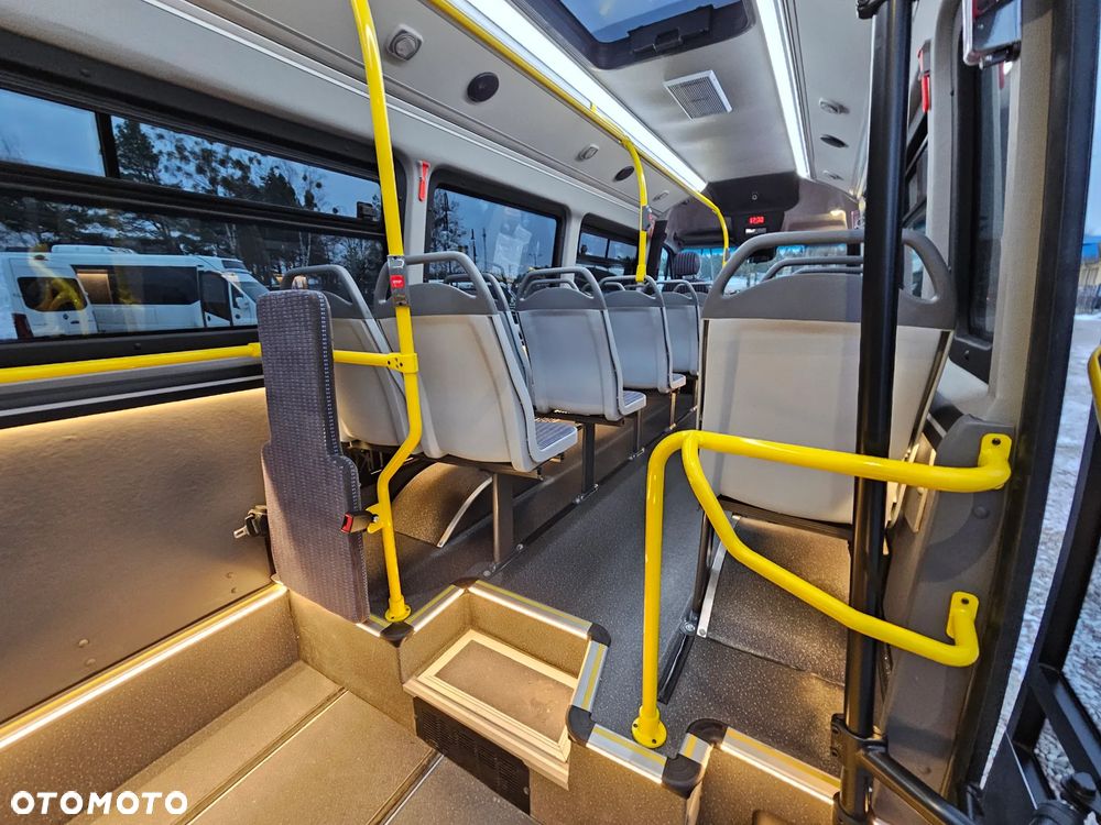 Mercedes-Benz Sprinter 519 CDI - 9