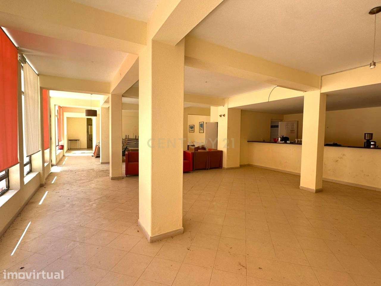 Lojas para arrendamento | Comércio | Condomínio Privado - Vilamoura - Grande imagem: 4/12