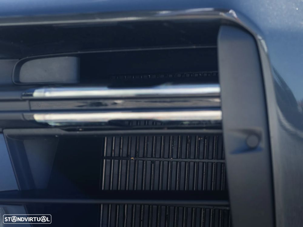 Porsche Panamera 4 E-Hybrid - 32