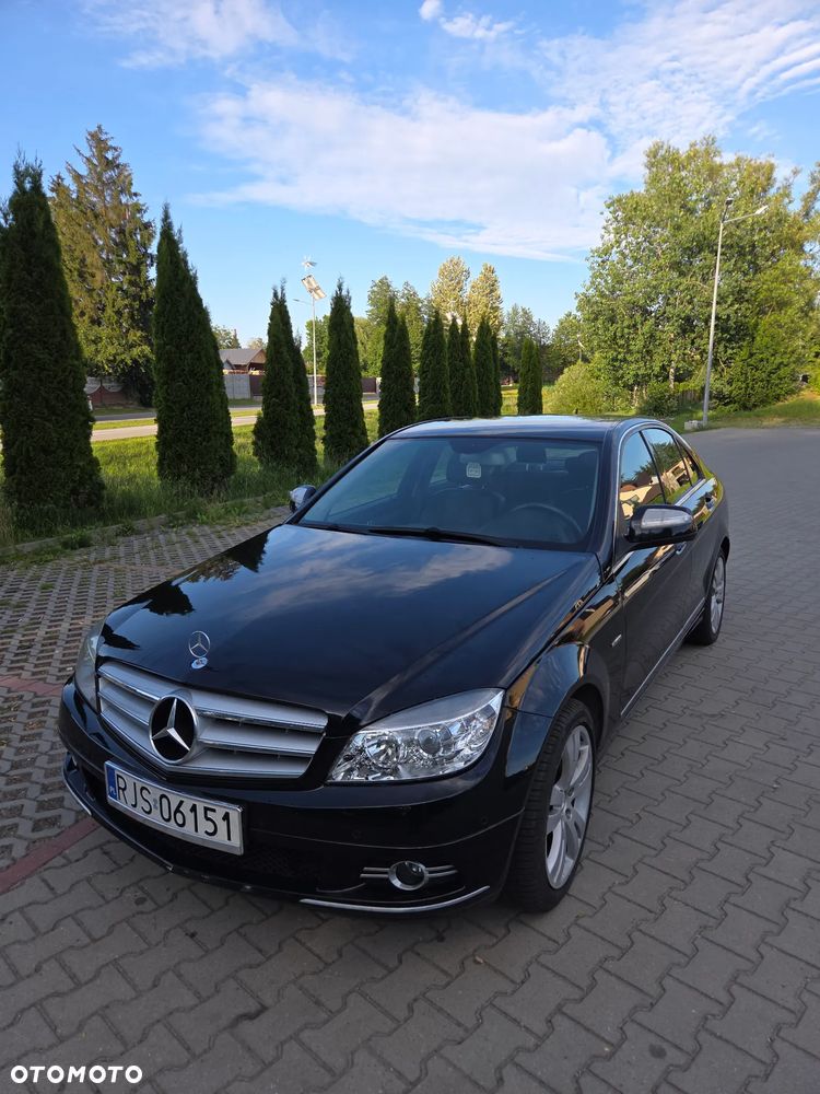 Mercedes-Benz Klasa C 220 CDI DPF Automatik Avantgarde - 1