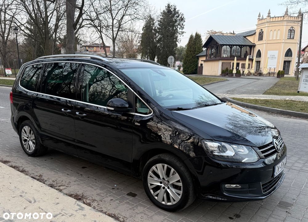 Volkswagen Sharan 2.0 TDI Trendline DSG - 10