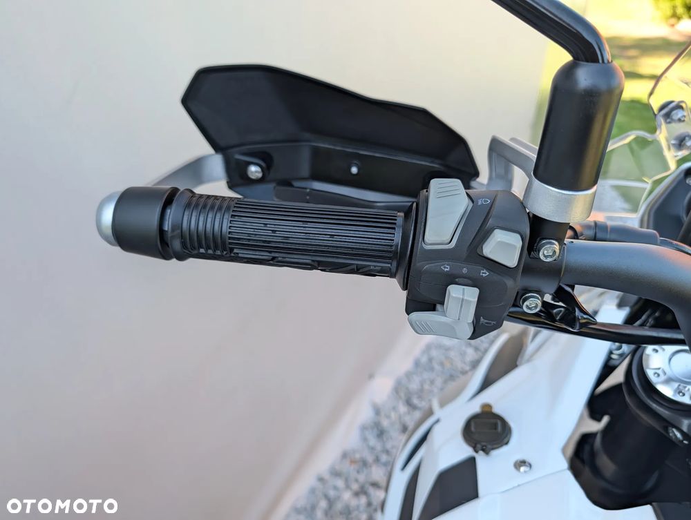 Benelli TRK 502X - 23