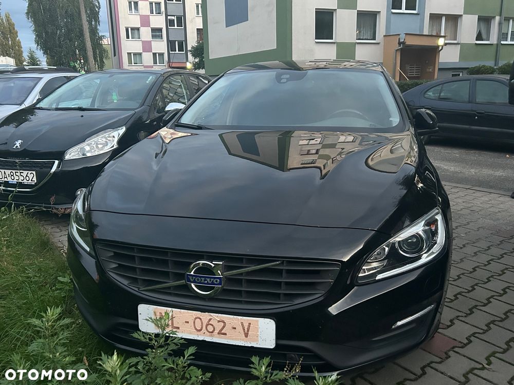 Volvo V60 D4 Drive-E R-Design Momentum - 3