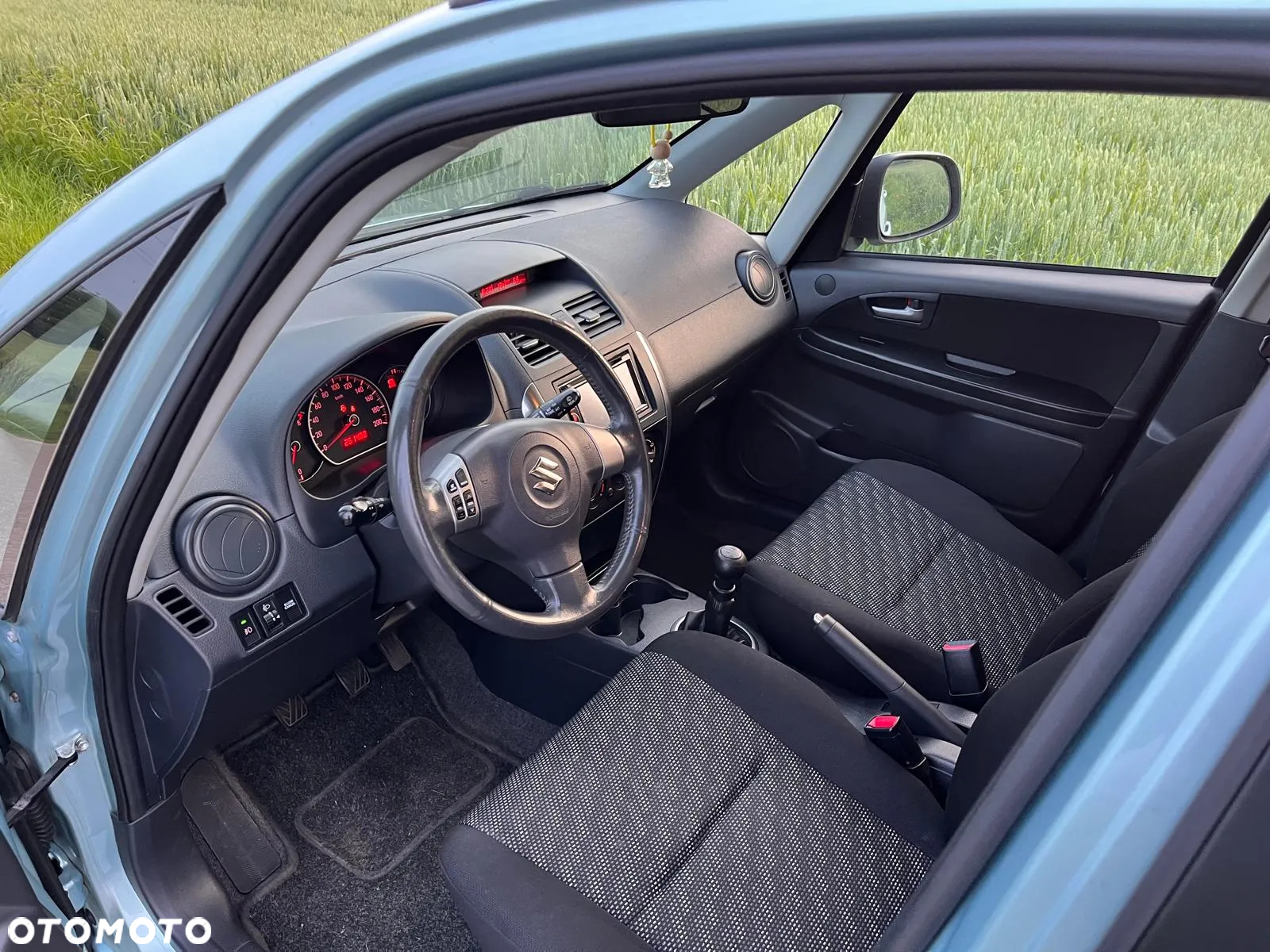 Suzuki SX4 - 33