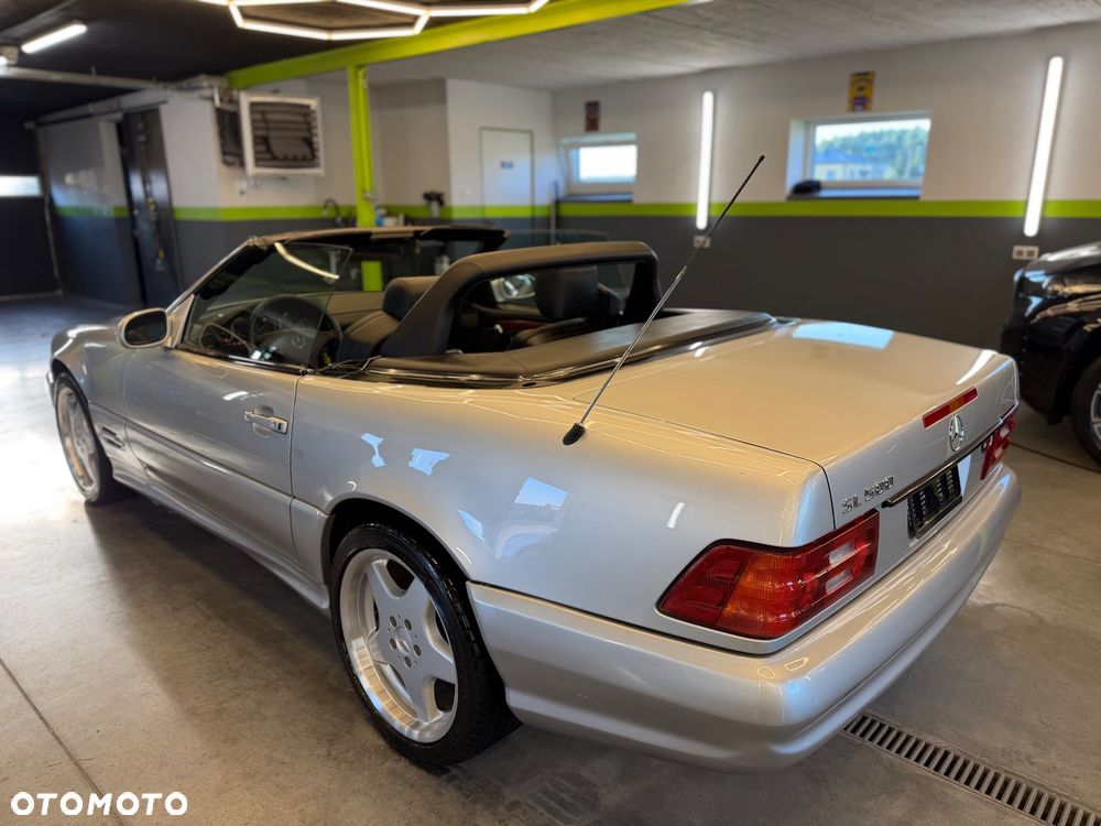 Mercedes-Benz SL - 18