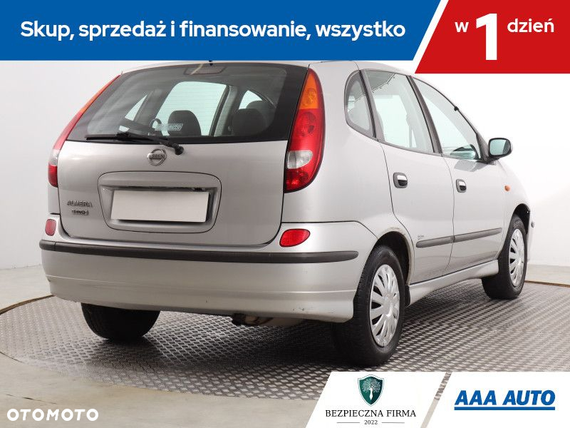 Nissan Almera Tino - 6