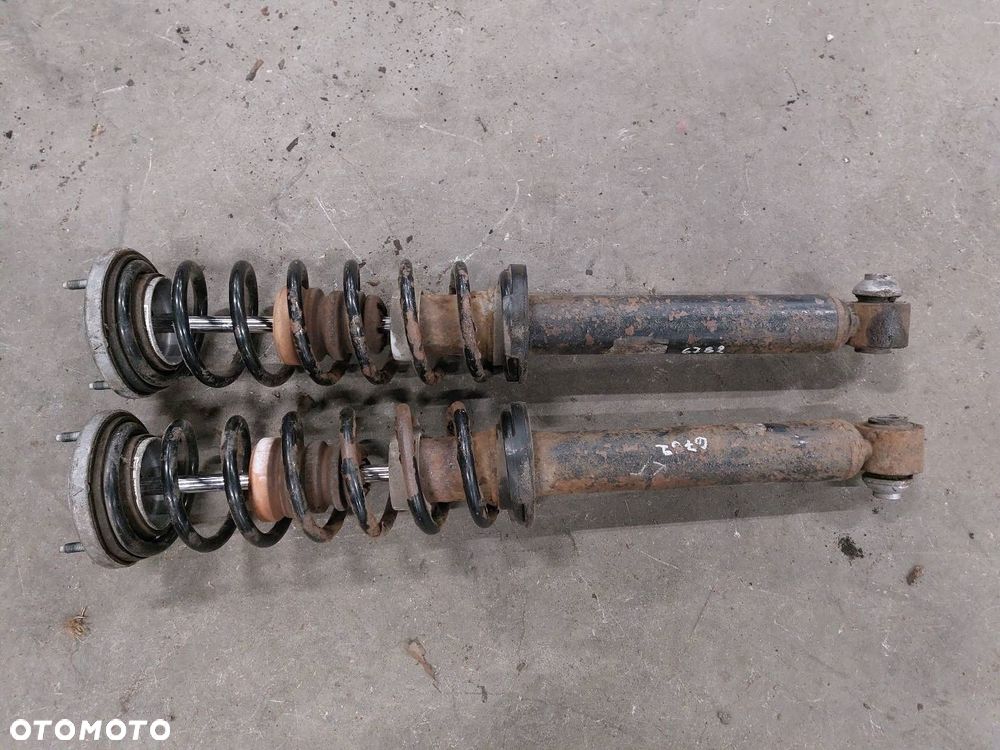 AMORTYZATOR + SPRĘŻYNA LEWY TYŁ + PRAWY TYŁ BMW F10 520d - 4