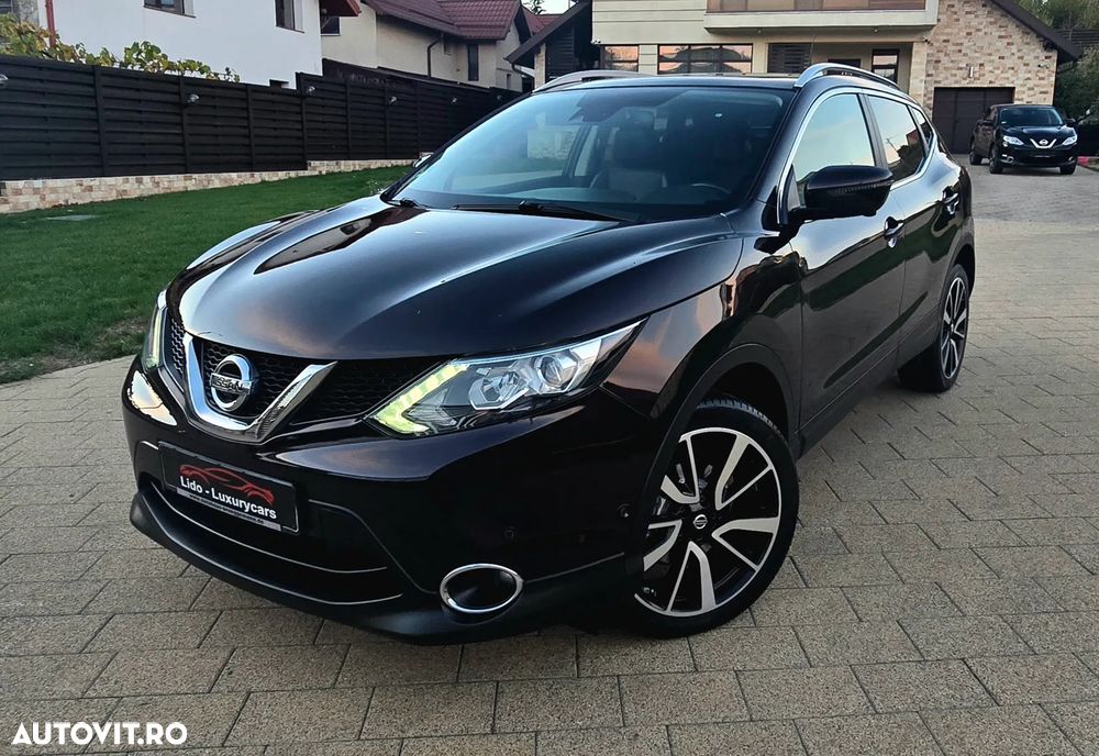 Nissan Qashqai 1.6 DCI Xtronic TEKNA - 3