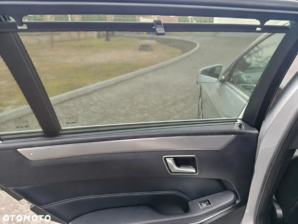 Mercedes-Benz Klasa E 220 CDI 7G-TRONIC Avantgarde - 21
