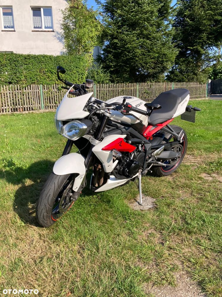 Triumph Street Triple - 3