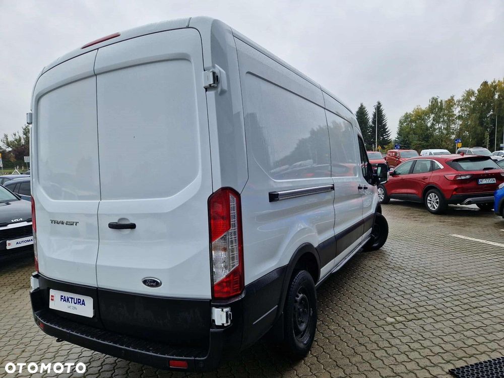 Ford transit Trend - 4