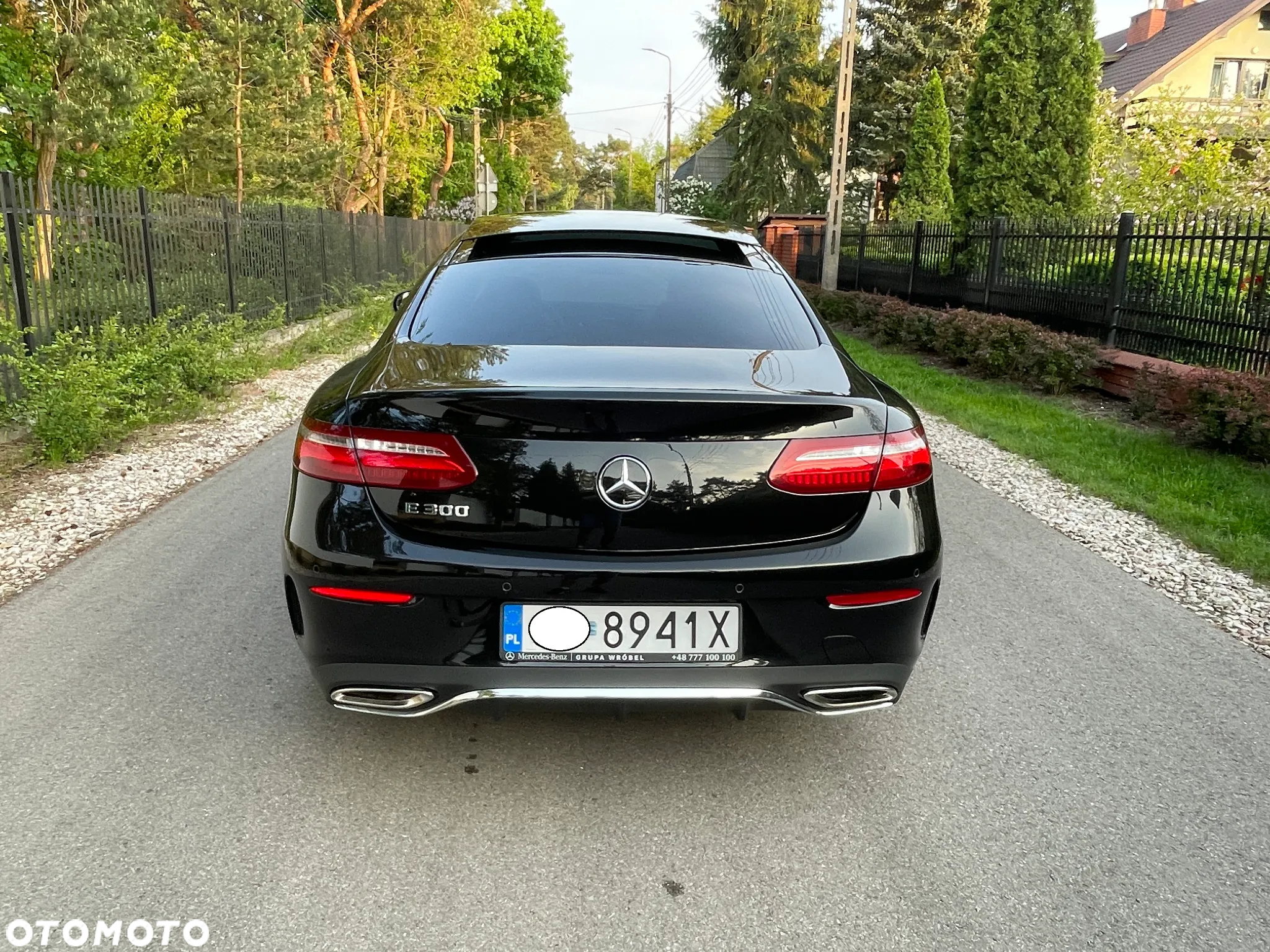 Mercedes-Benz Klasa E 300 Coupe 9G-TRONIC - 33