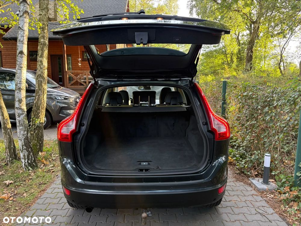 Volvo XC 60 D4 Summum - 4