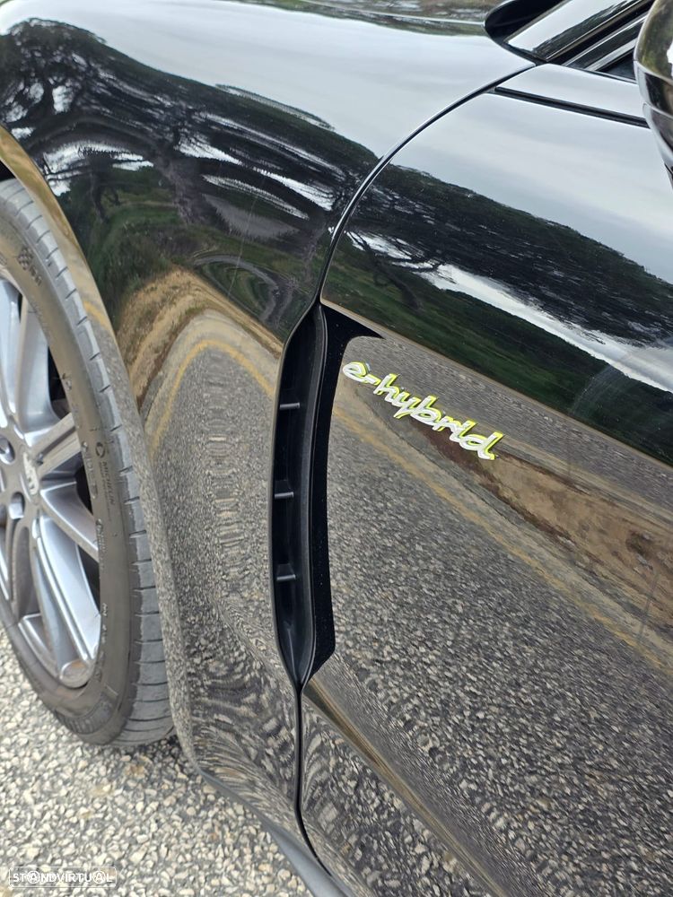 Porsche Panamera 4 E-Hybrid - 8