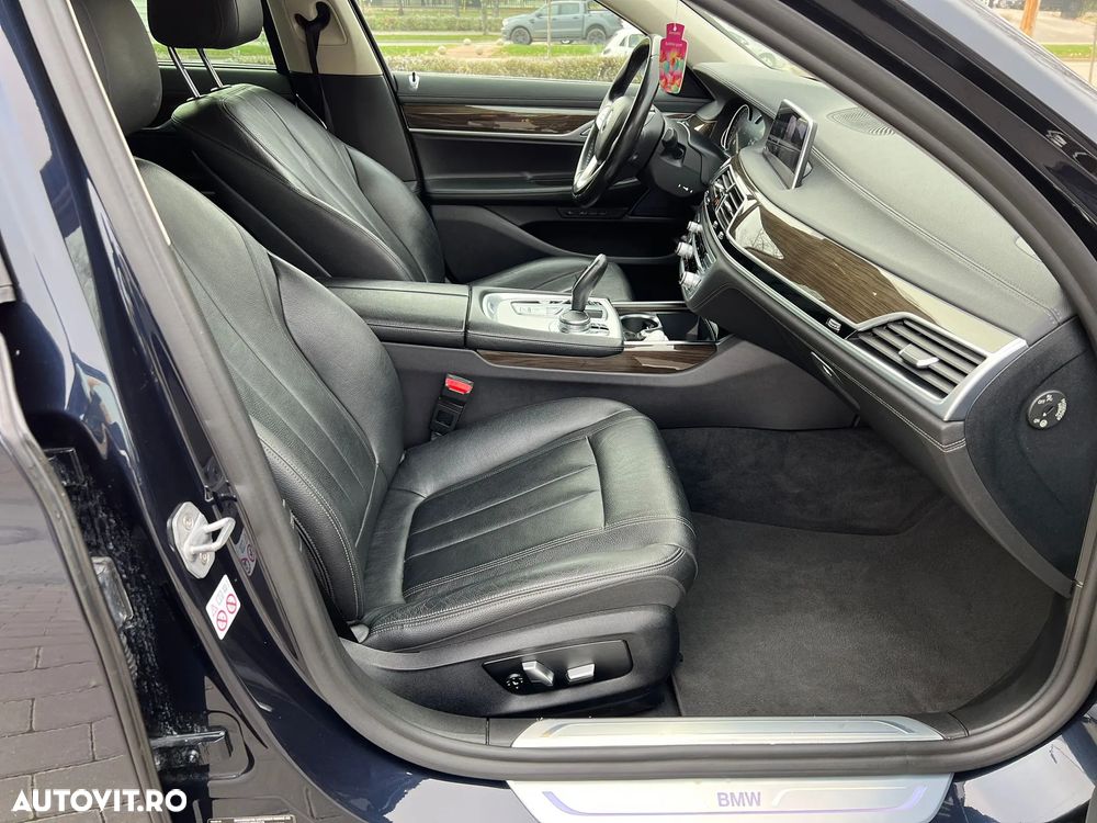 BMW Seria 7 730d xDrive - 19