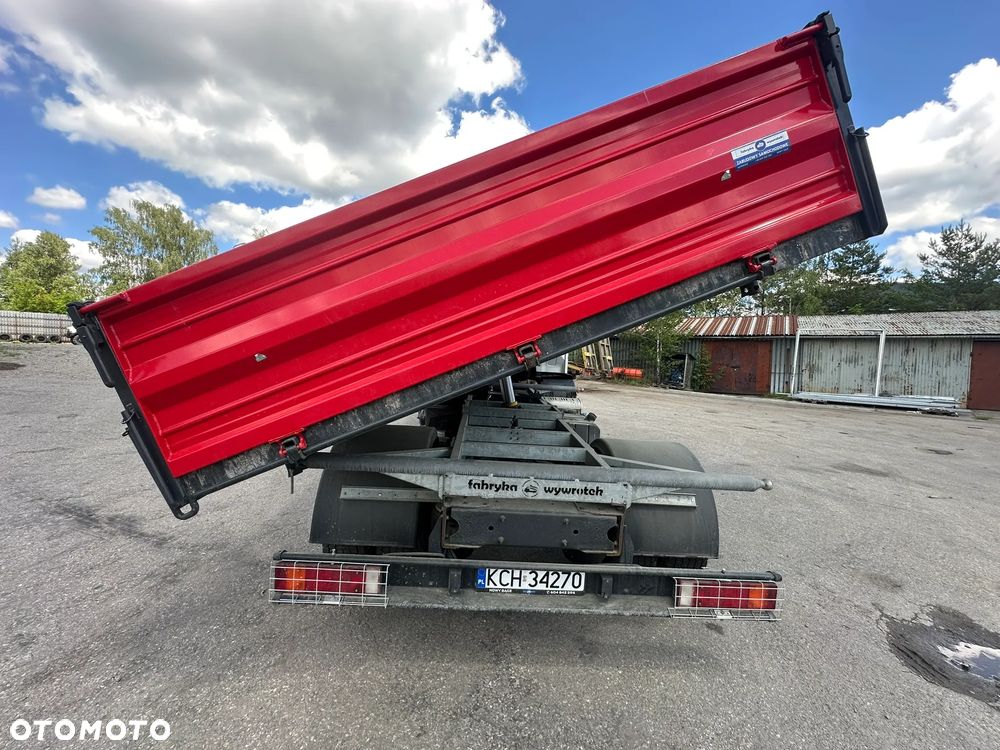 Iveco 140E25 - 11
