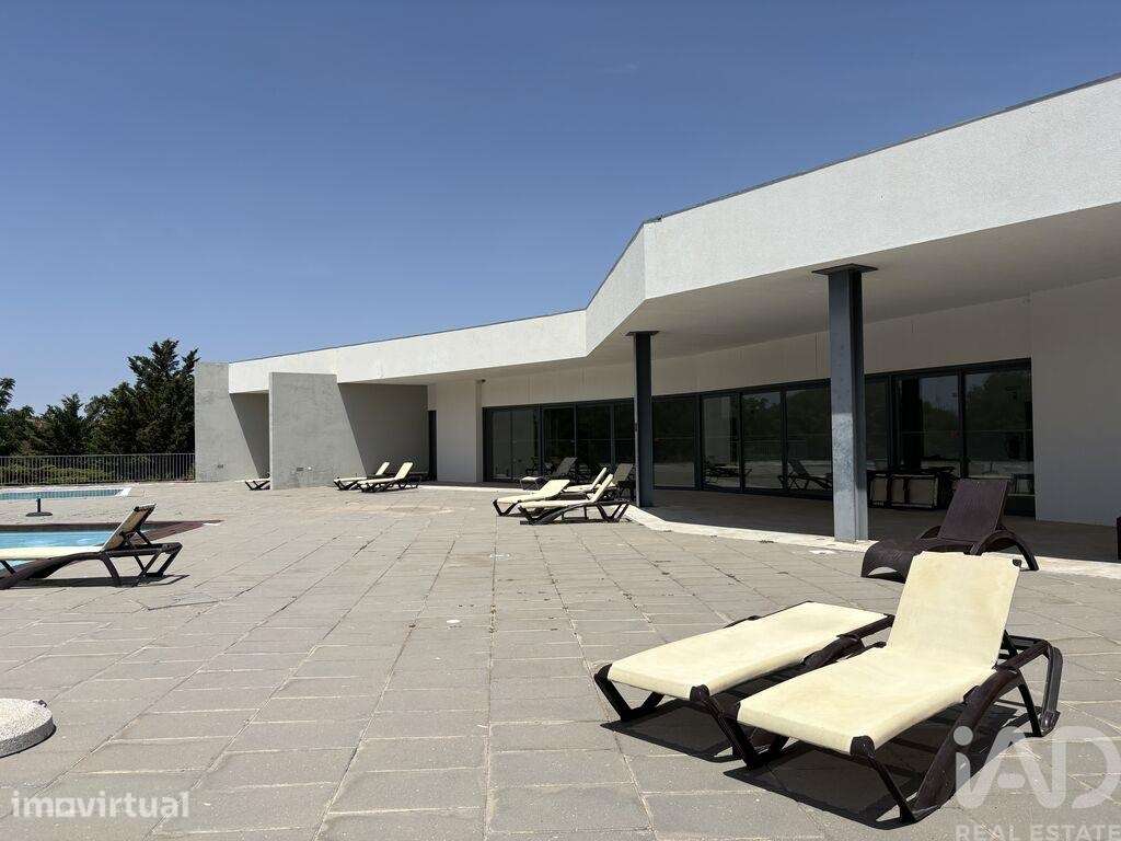 Apartamento T2 em Mexilhoeira Grande de 85 m2 - Grande imagem: 2/40