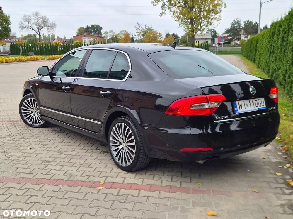 Skoda Superb 3.6 FSI 4x4 L&K DSG - 29