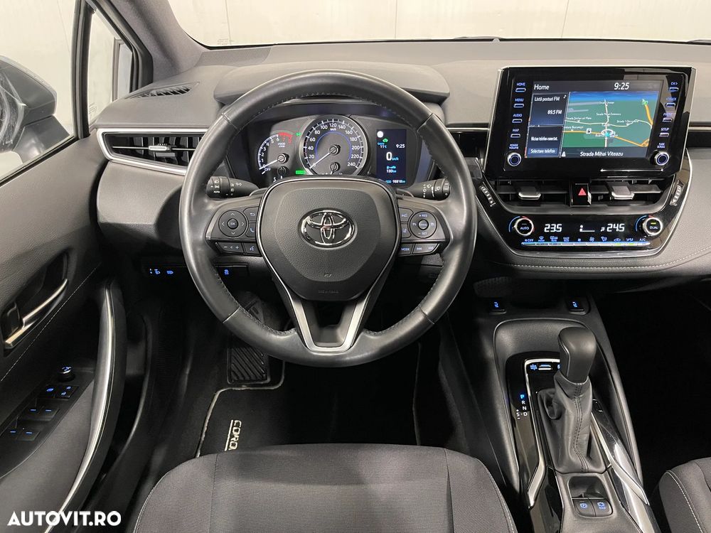 Toyota Corolla - 6