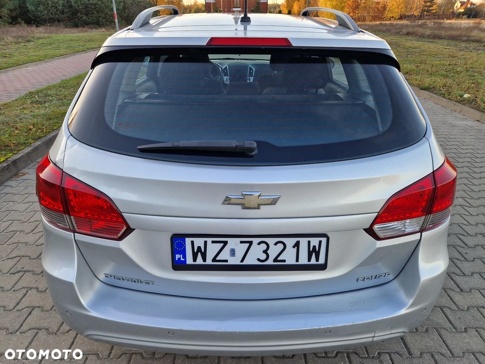 Chevrolet Cruze 1.6 LS+ - 6