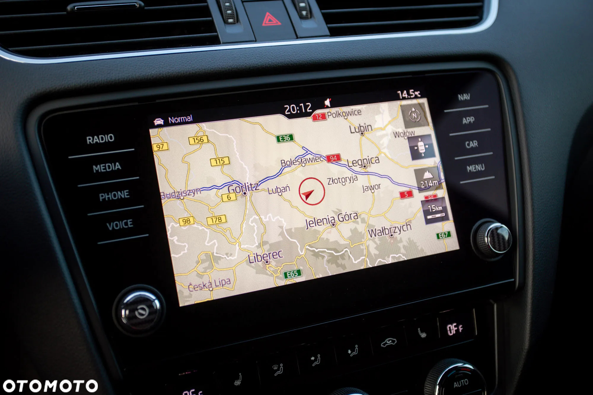 Skoda Octavia Combi 2.0 TDI RS - 29