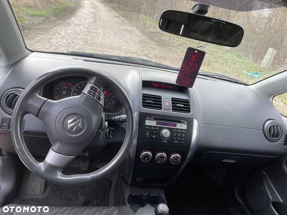 Suzuki SX4 1.6 VVT 4x2 Comfort - 6