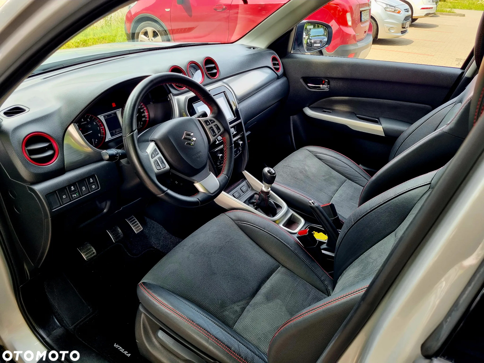 Suzuki Vitara 1.4 Boosterjet Premium 2WD - 13