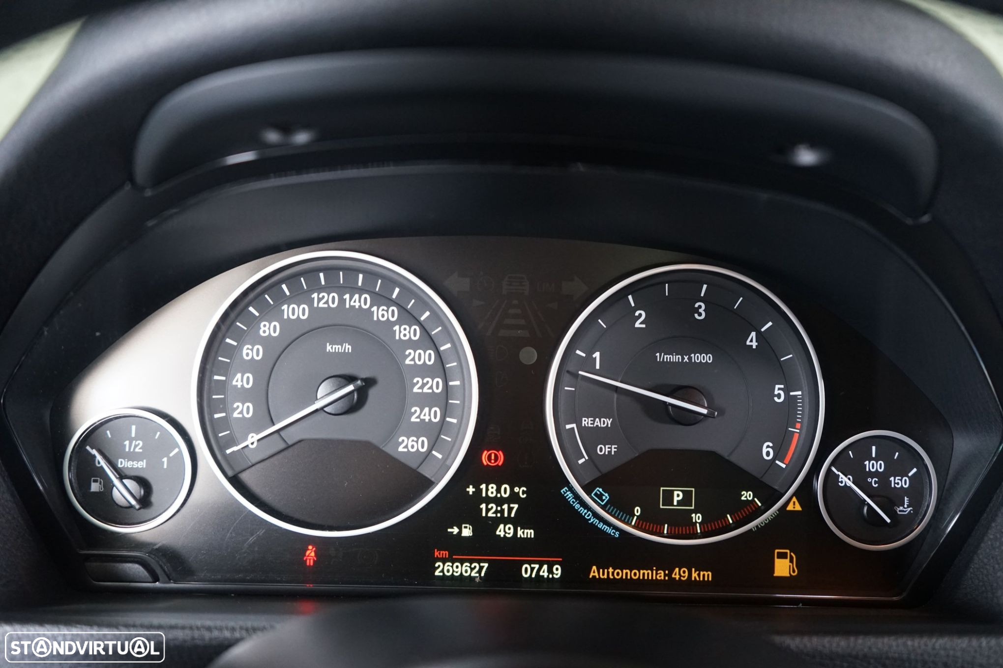 BMW 320 d Touring Auto Exclusive - 25