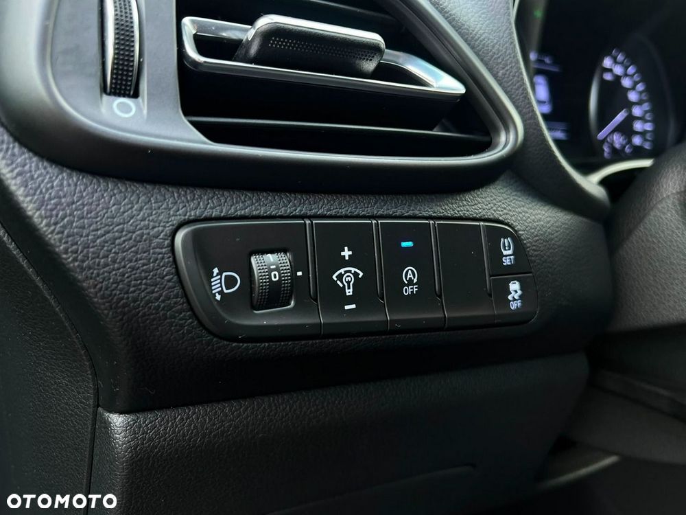Hyundai i30 1.5 DPI Comfort - 25