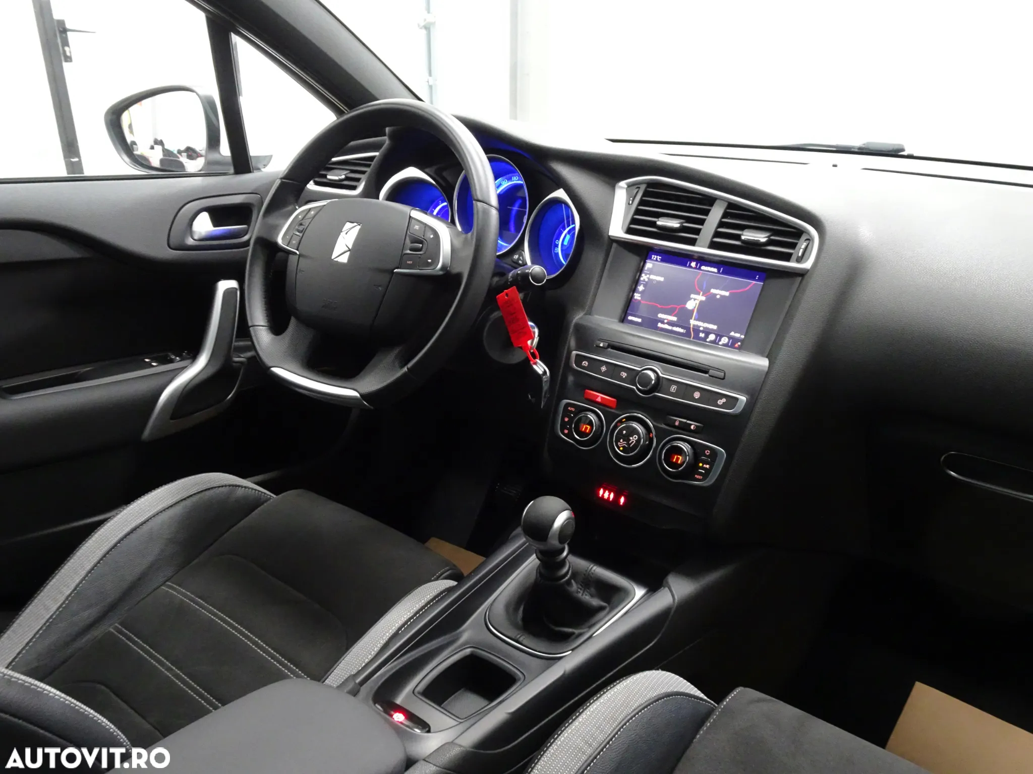 DS Automobiles DS 4 - 7