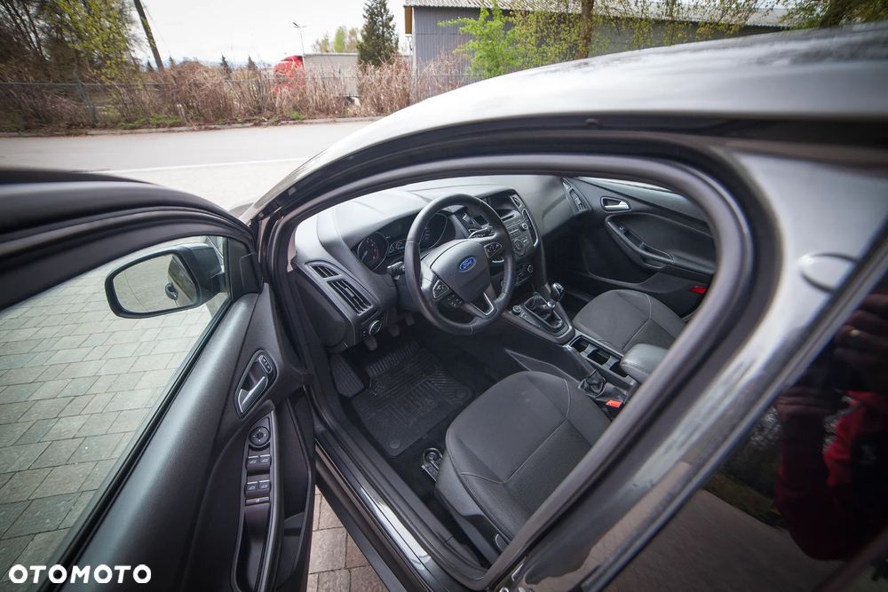 Ford Focus 1.0 EcoBoost Trend ASS - 34