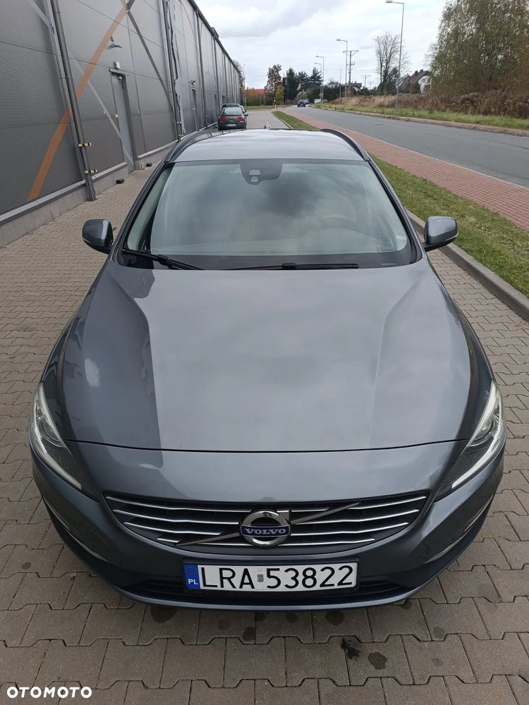 Volvo V60 D2 Drive-E Summum - 6