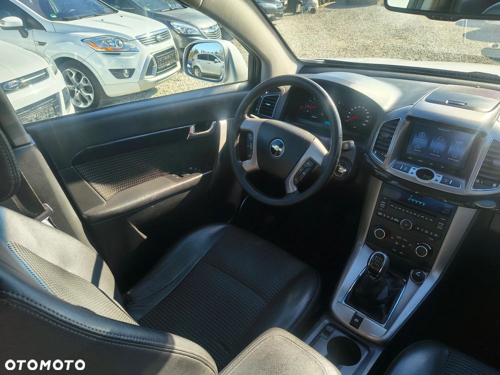 Chevrolet Captiva 2.4 2WD 7 Sitzer LS Family Edition - 29