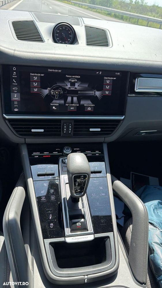 Porsche Cayenne Tiptronic S Platinum Edition - 8