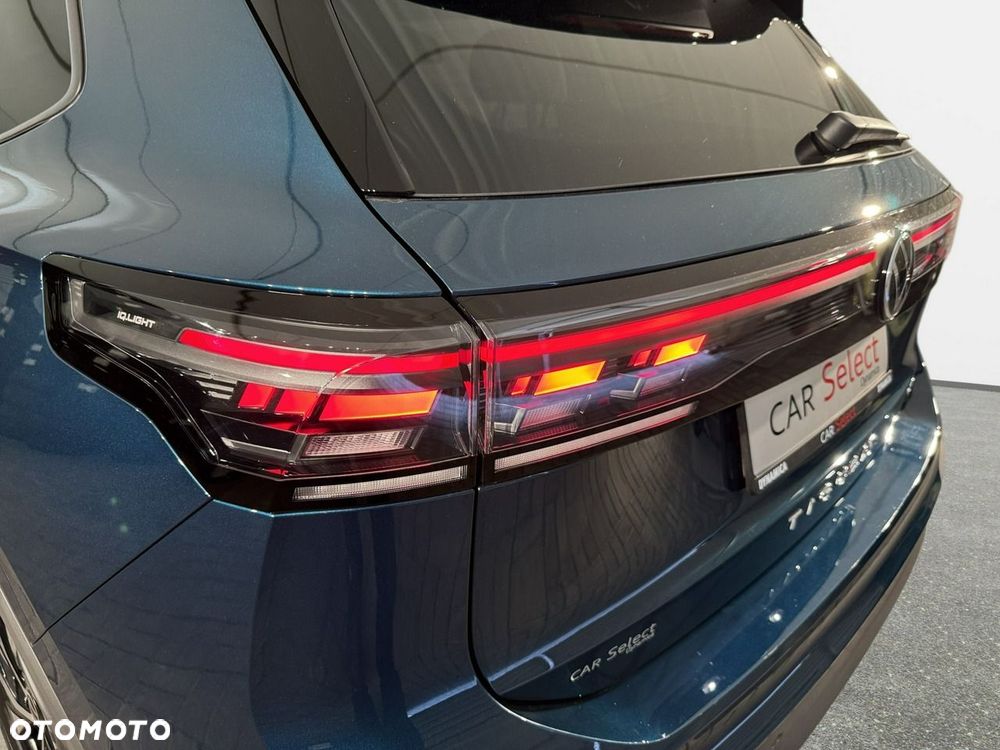 Volkswagen Tiguan - 12