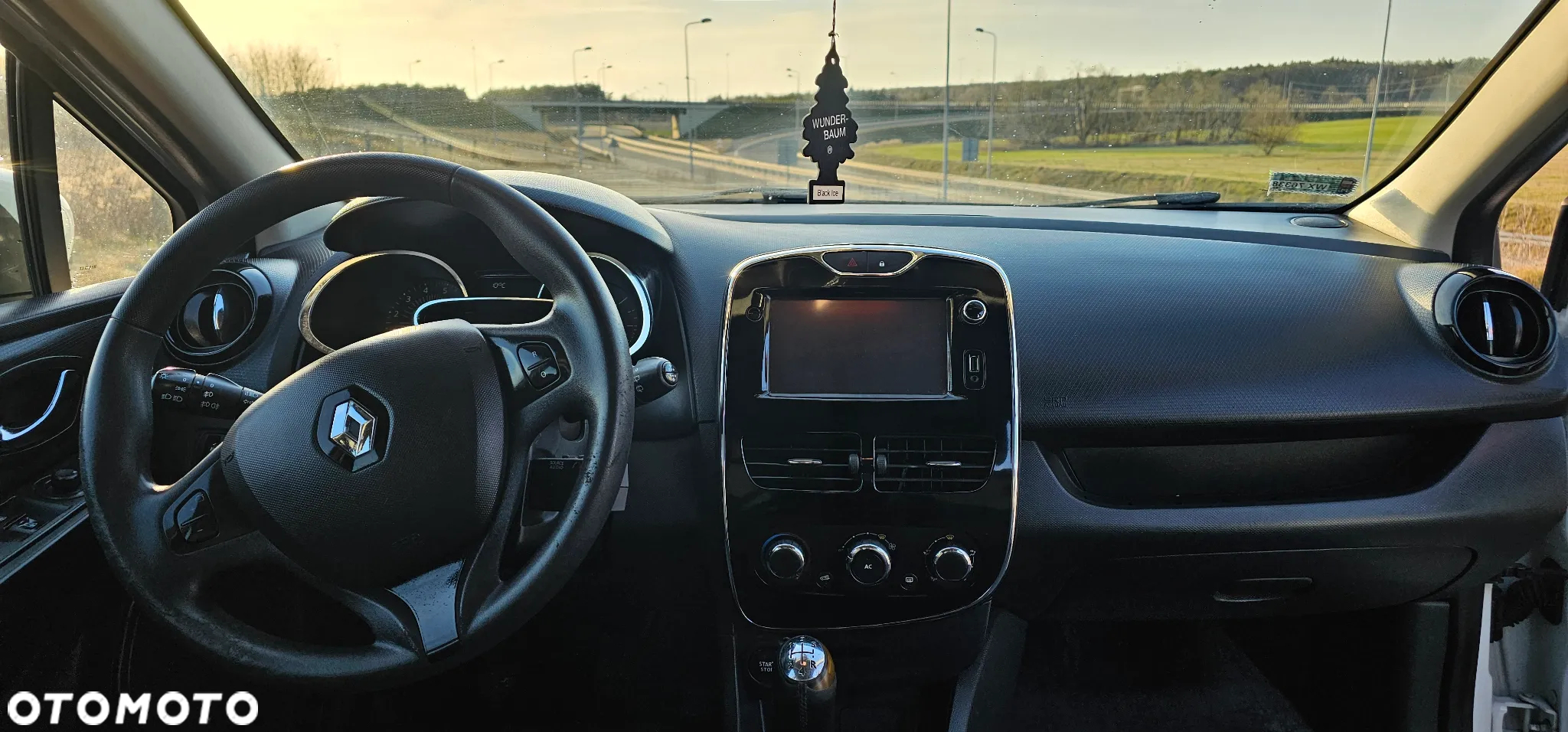 Renault Clio - 12