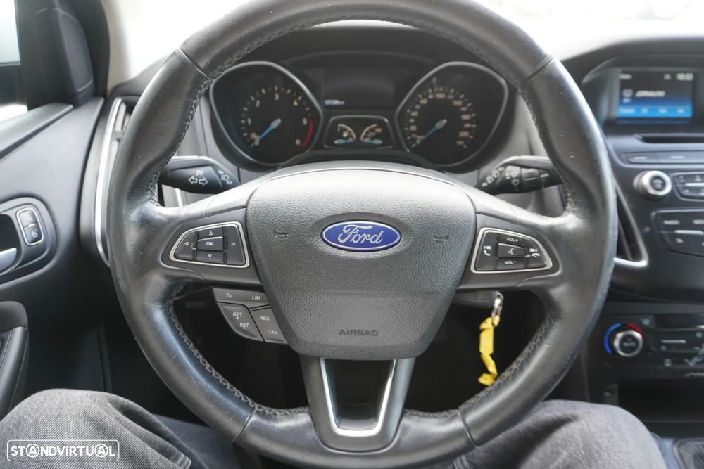 Ford Focus 1.5 TDCi Titanium - 13