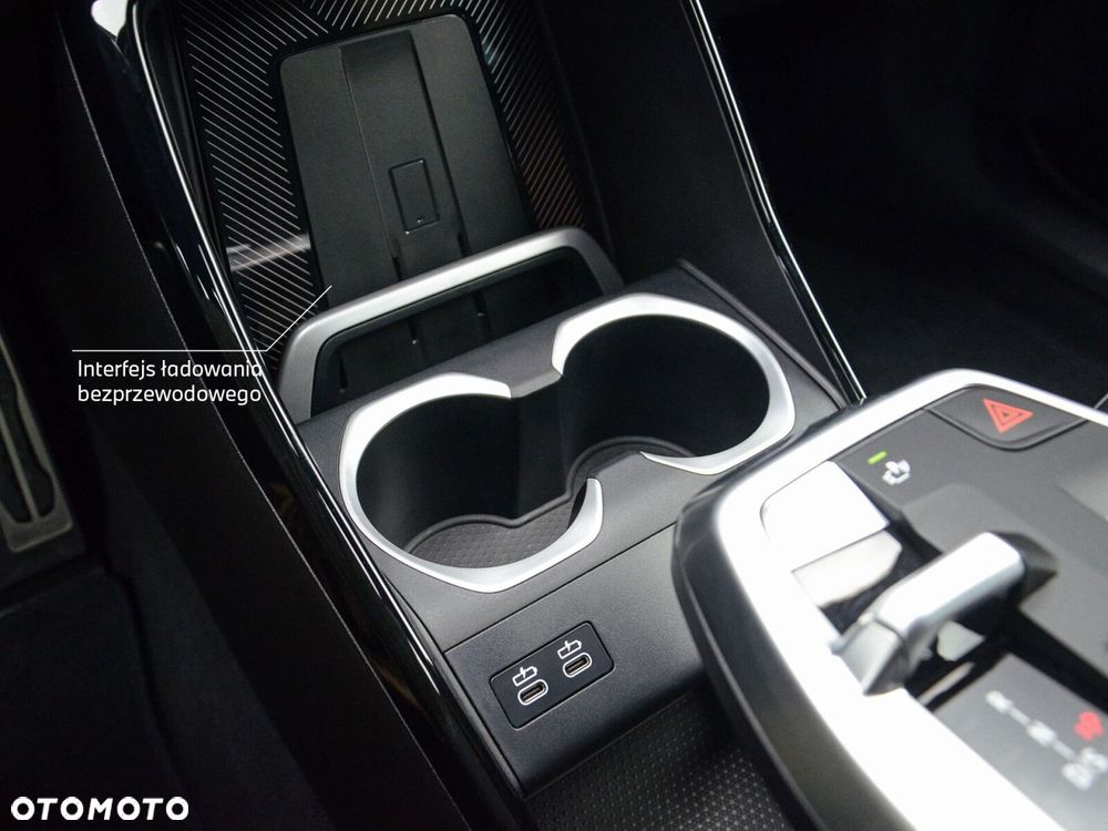 BMW X1 sDrive20i - 26