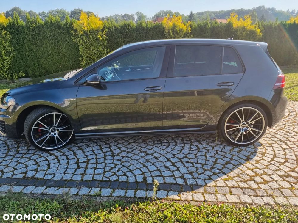 Volkswagen Golf GTD 2.0 TDI SCR DSG - 12